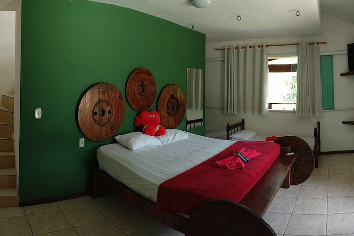 Room 12 of 135