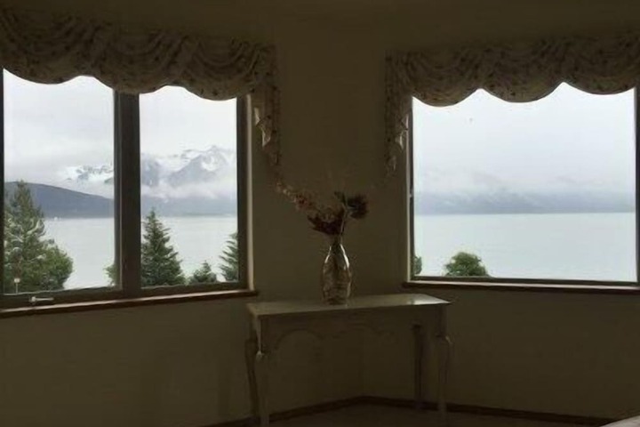 Room 42 of 91
