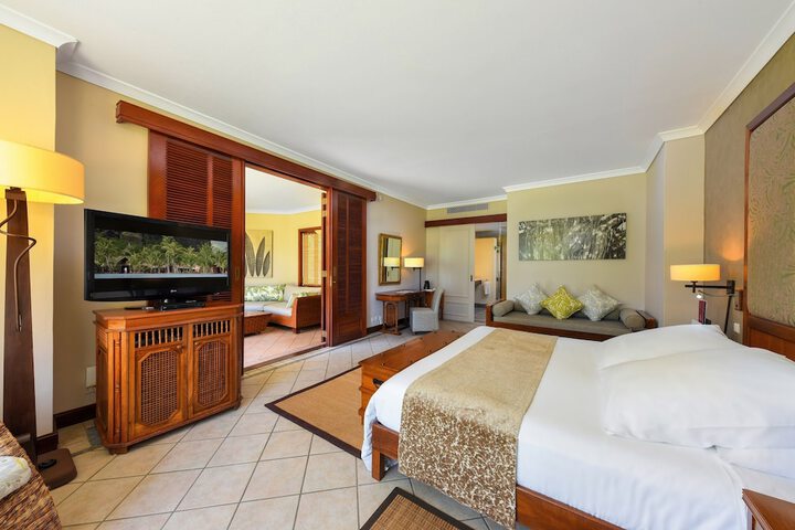 Room 4 of 64