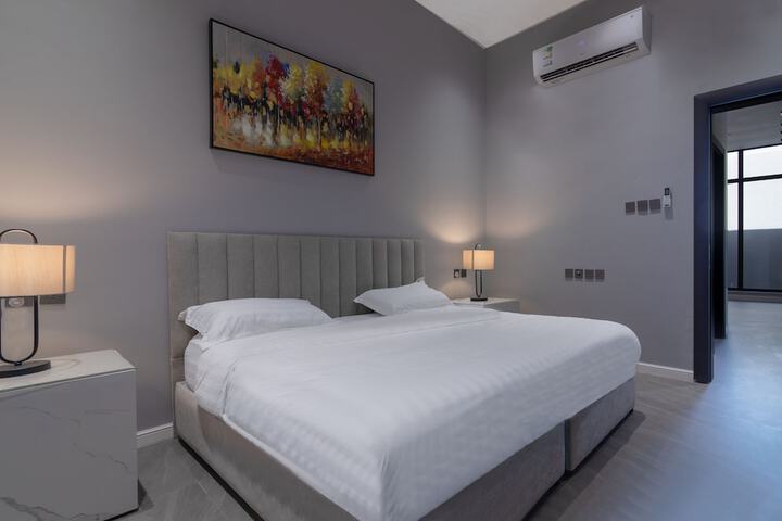 Room 8 of 30