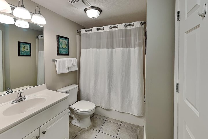 Room 134 of 217