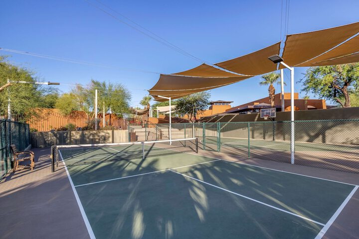 Sport court