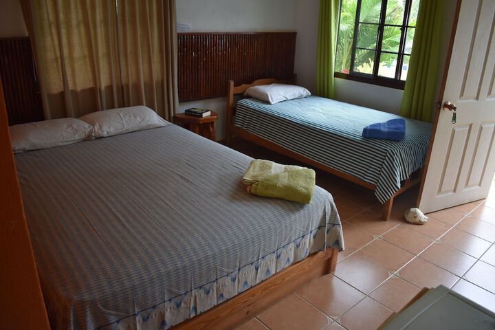 Room 2 of 48