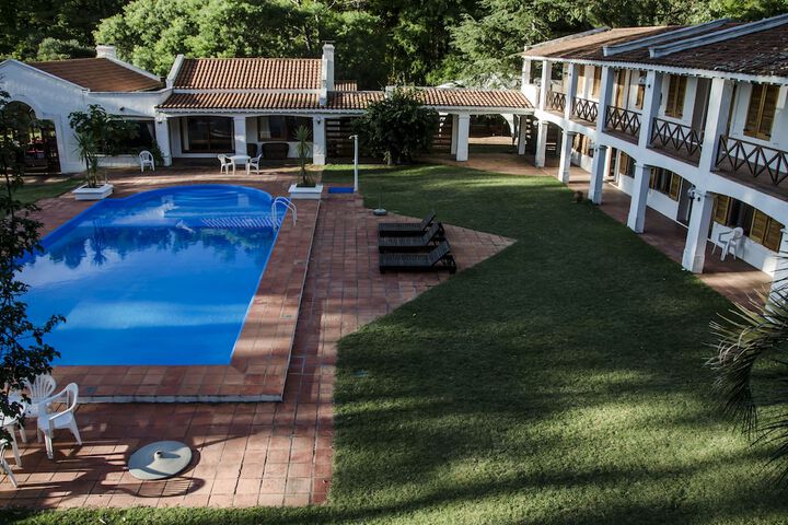 Pool Hotel