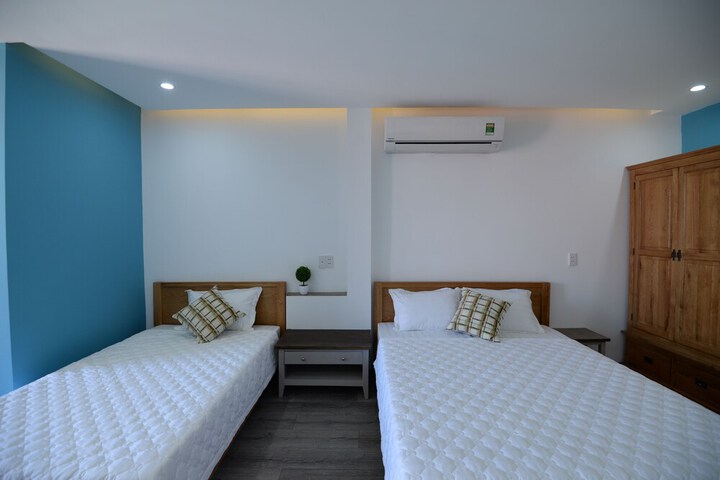 Room 20 of 48