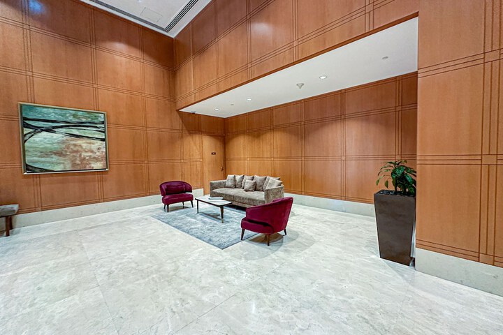 HIGUESTS - 29 BOULEVARD TOWER