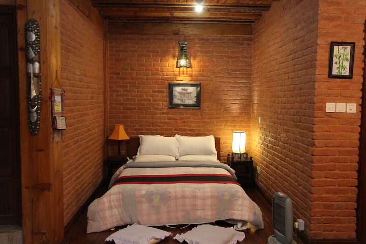 Room 10 of 31