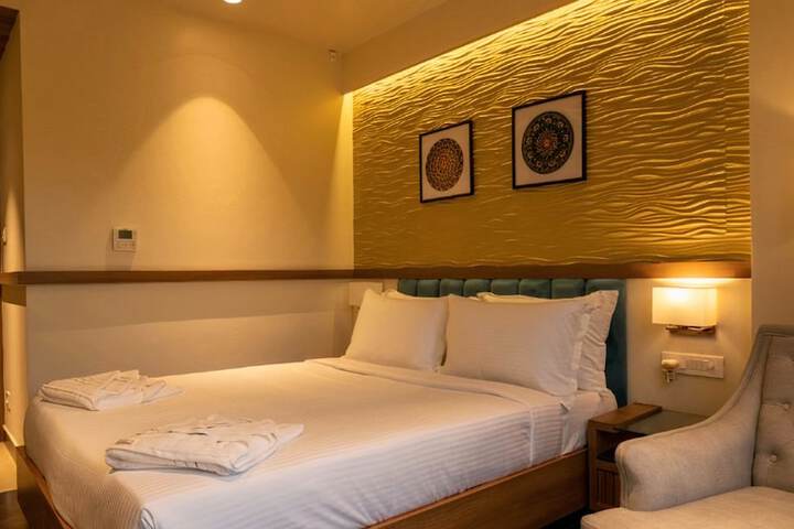 Room 3 of 22