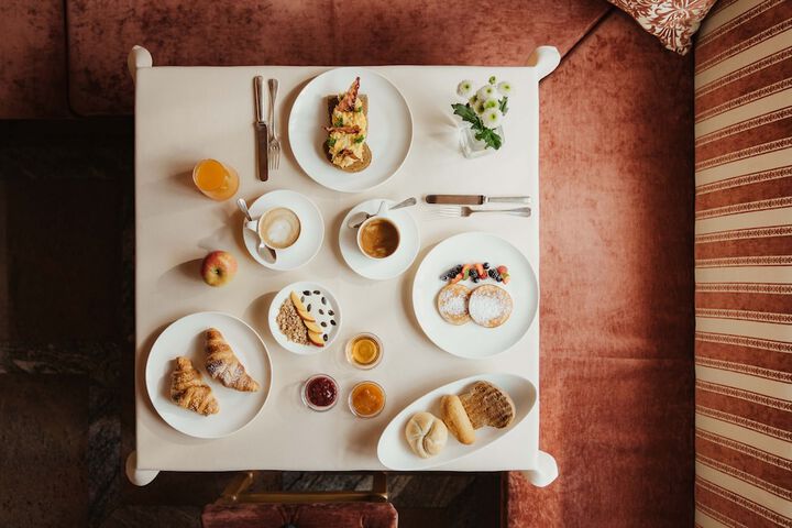 Breakfast/Coffee Service 27 of 28