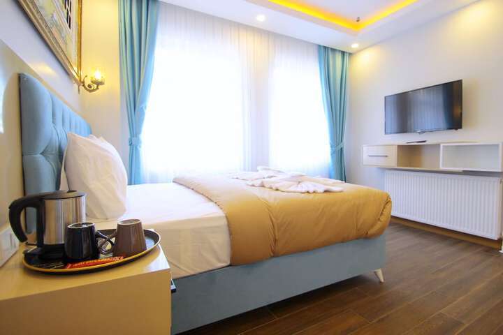 Room 7 of 87