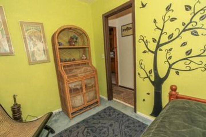 Room 30 of 58