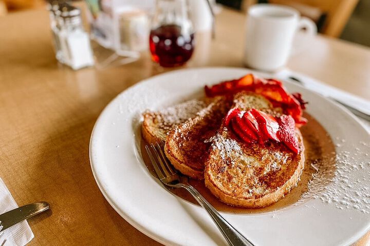 Breakfast/Coffee Service 67 of 102