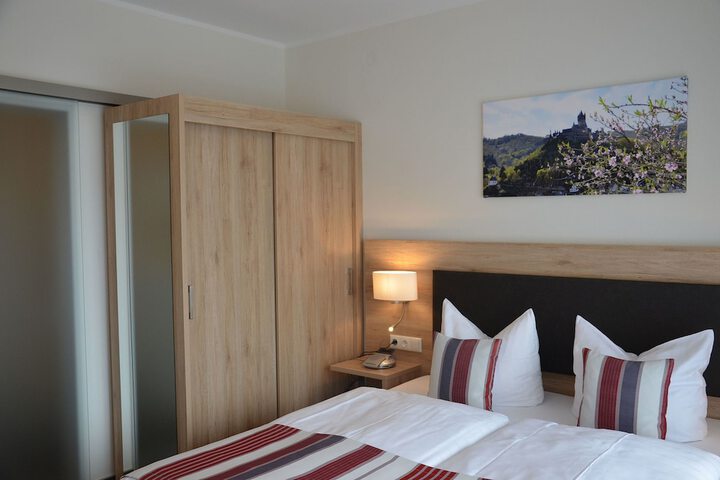 Room 8 of 53