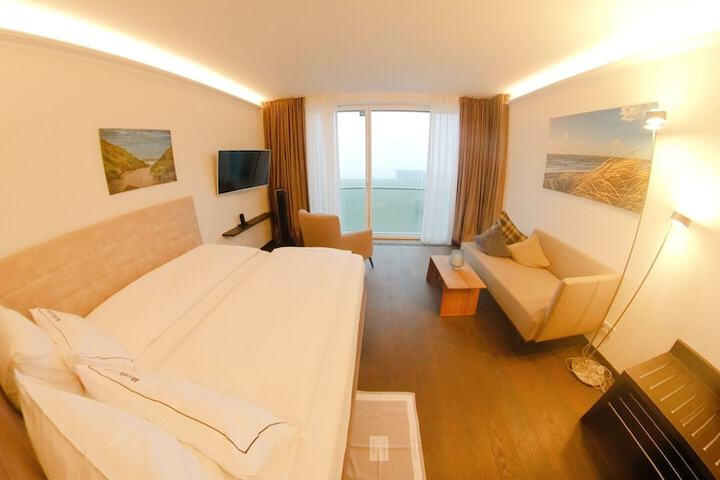 Room 16 of 59