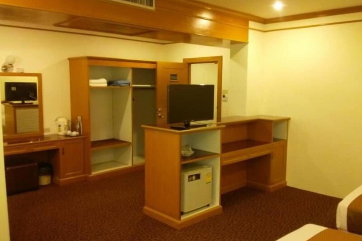 Room 14 of 46