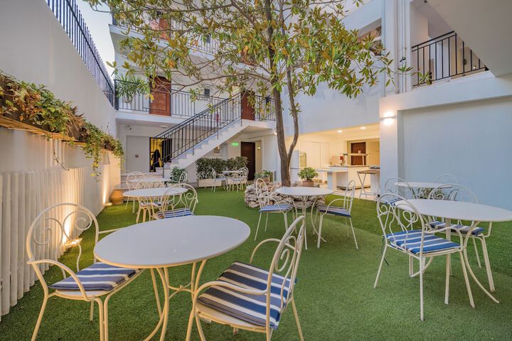 Hotel 148 of 153