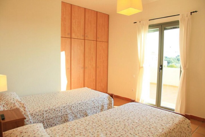 Room 15 of 73