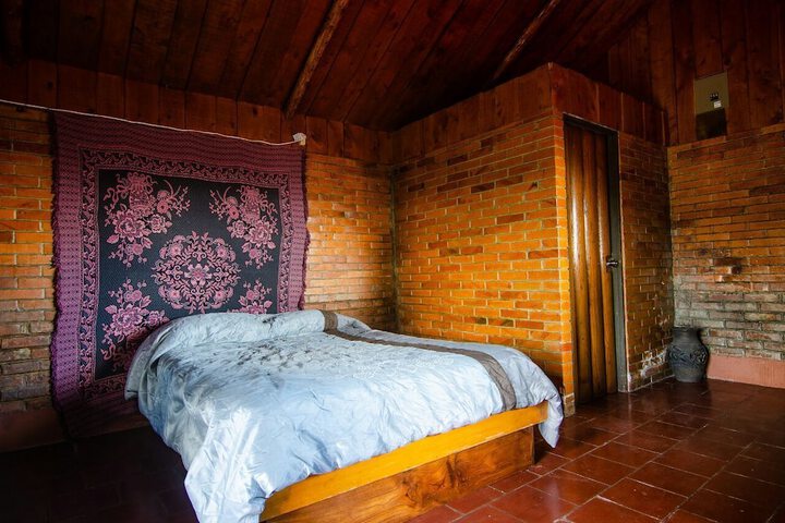 Room 13 of 49