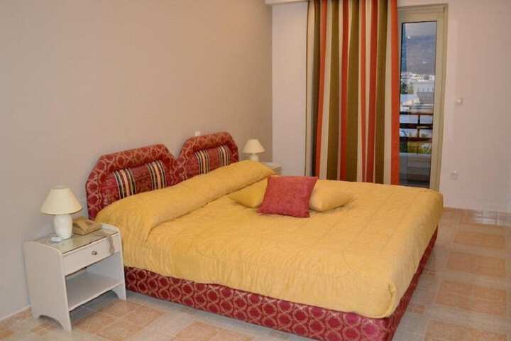Room 3 of 60