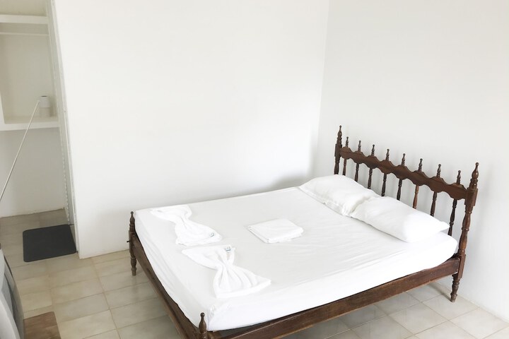 Room 7 of 15