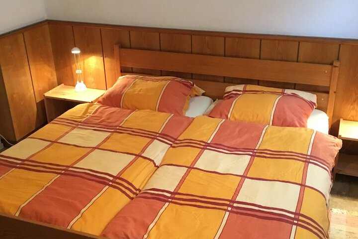 Room 17 of 32