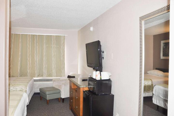 2 Double Beds (3 of 3)