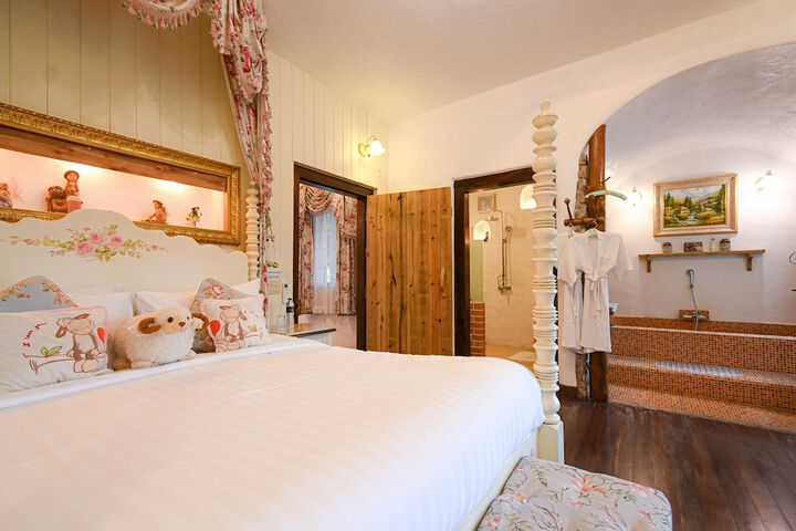 Room 48 of 157