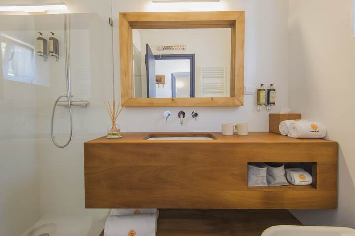 Room 128 of 179