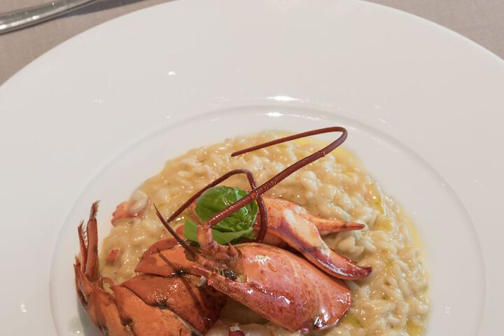 Dining 70 of 132