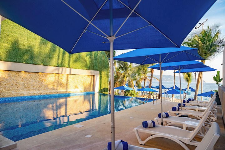 Pool 54 of 92