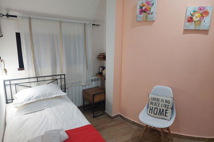 Room 7 of 57