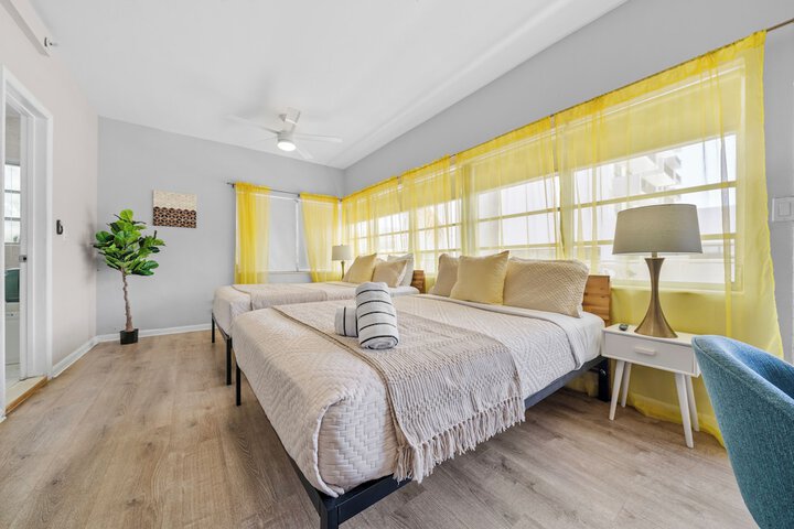 Studio Queen Bed (13 of 43)