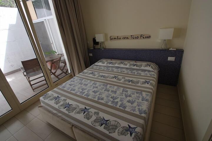 Room 14 of 39