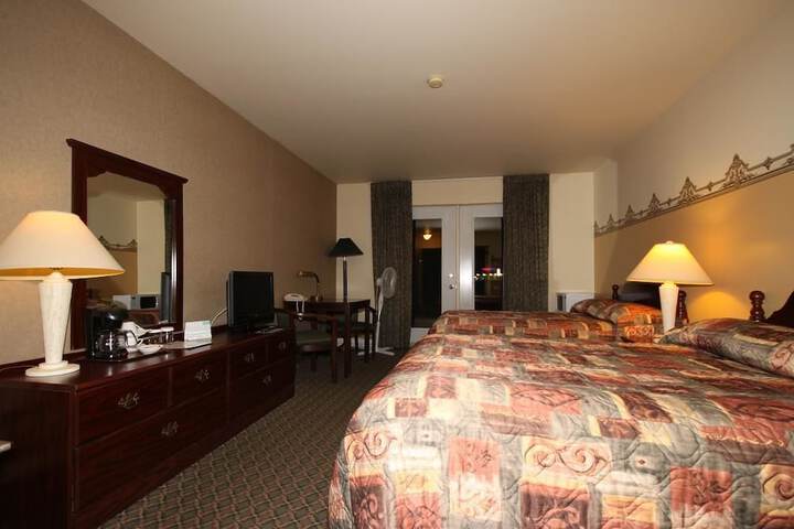 Room 3 of 36