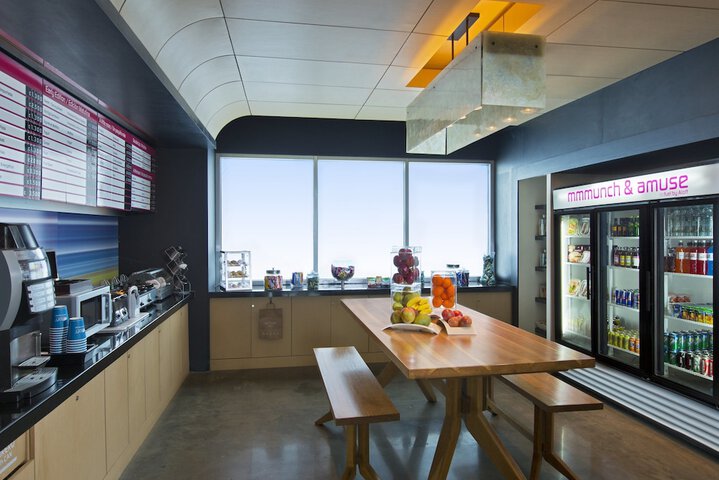 Dining Photos