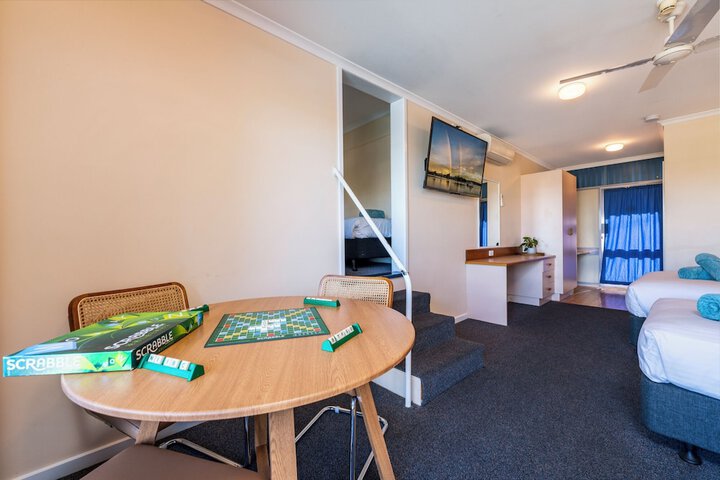Room 18 of 26