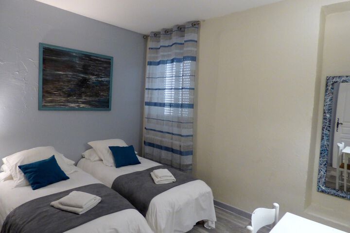 Room 14 of 31