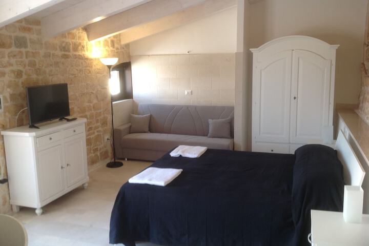 Room 3 of 13