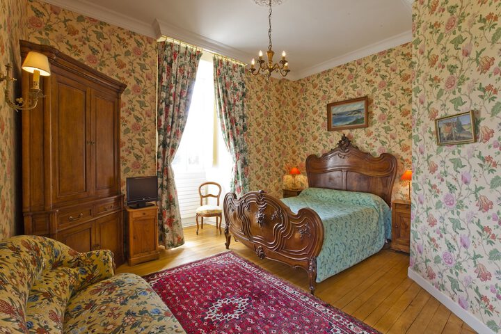 Room 6 of 58