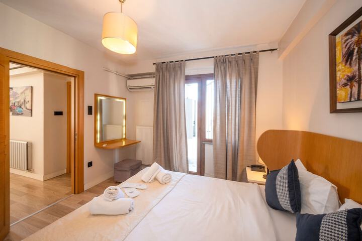 Room 15 of 81