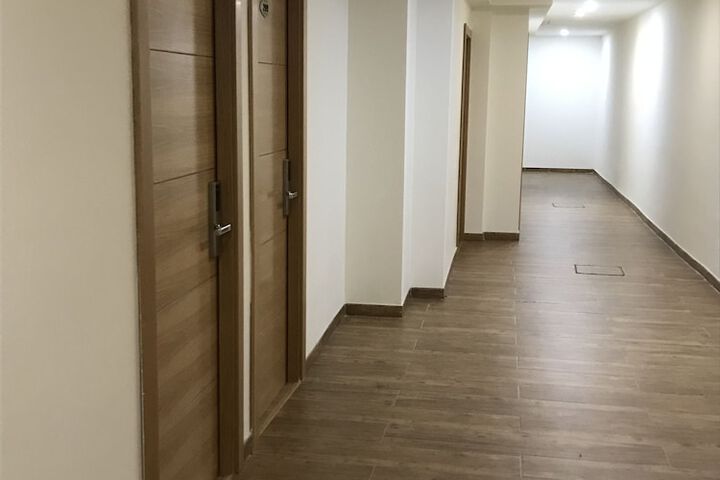 Ballroom/Hall 25 of 27