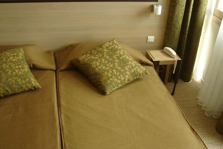 Room 13 of 59