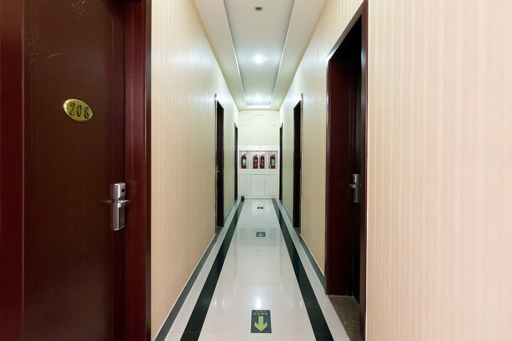 Hotel Interior 6 of 20