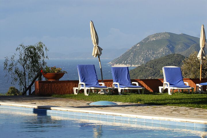 Hotel with Pool