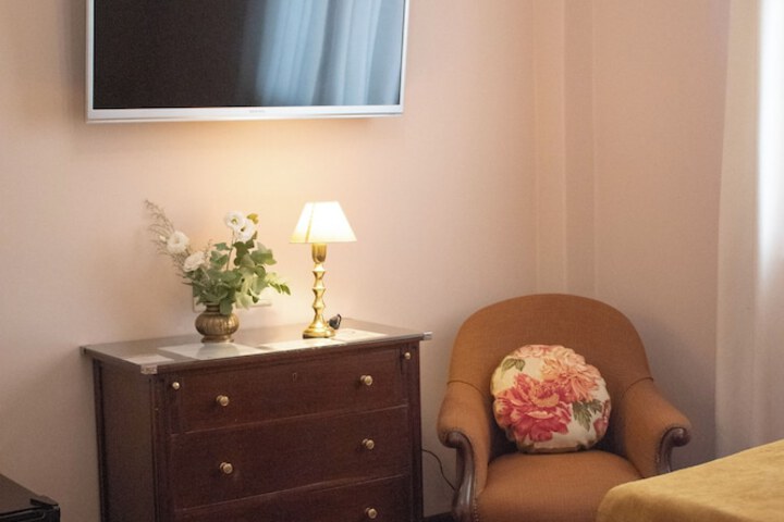Room 37 of 119