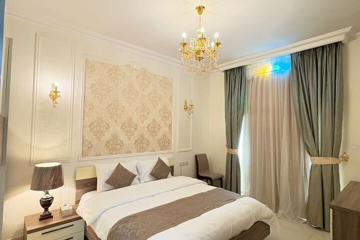 Room 14 of 47