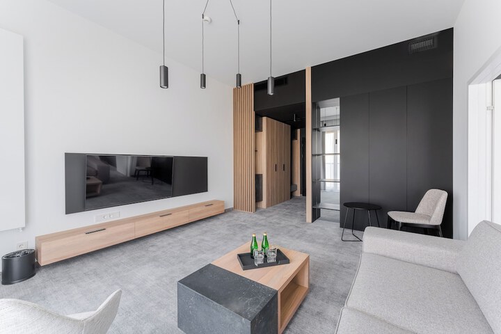 Room 3 of 29
