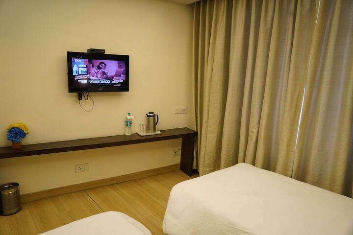 Room 14 of 44