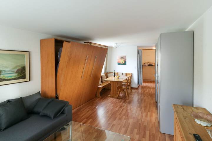 Room 90 of 169