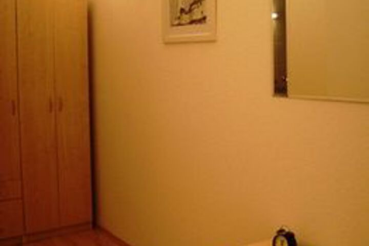 Room 14 of 44